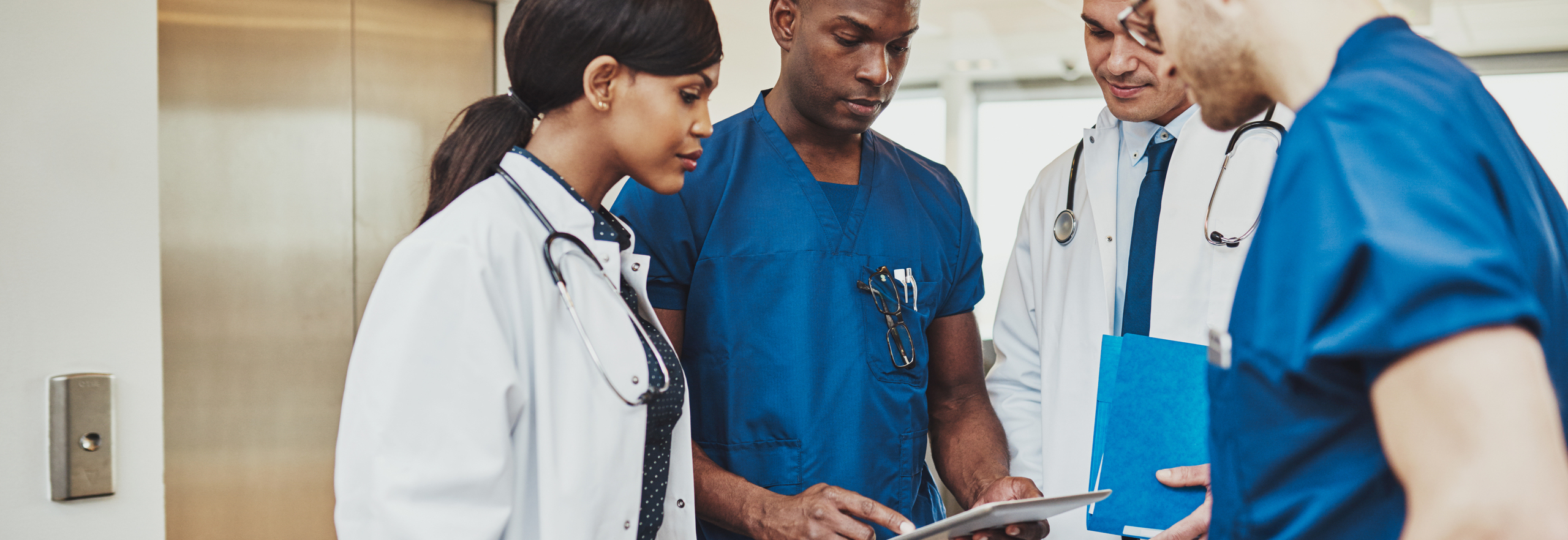 Chefs de Clinique et Assistants des Hôpitaux : amélioration de votre protection sociale