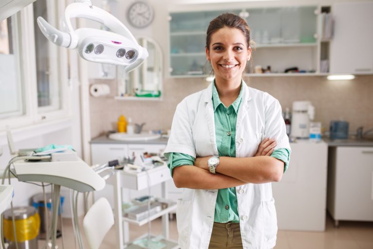 Chirurgien-dentiste et collaboration libérale : la clause de non-concurrence GPM Groupe Pasteur Mutualité