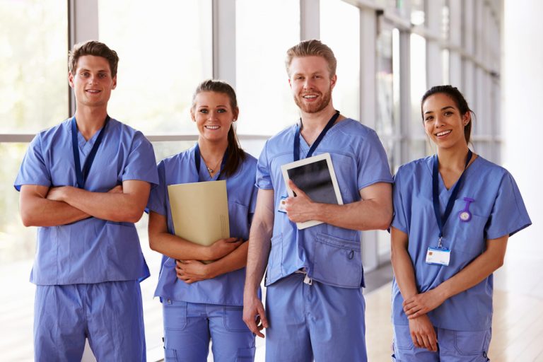 Journée mondiale des infirmiers le 12 mai GPM Groupe Pasteur Mutualité